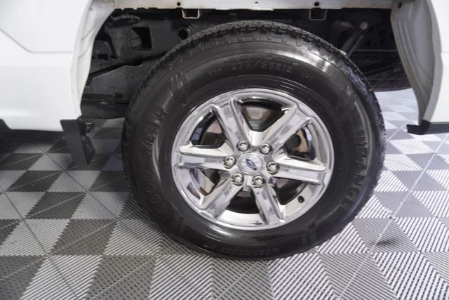 Used 2024 White Ford XLT image 19