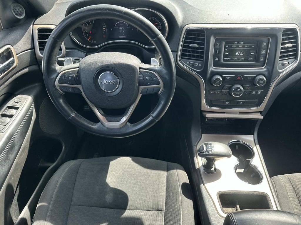 Used 2015 White/off-white Jeep Laredo image 18