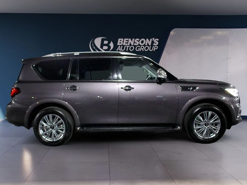 Used 2024 Gray INFINITI LUXE image 4