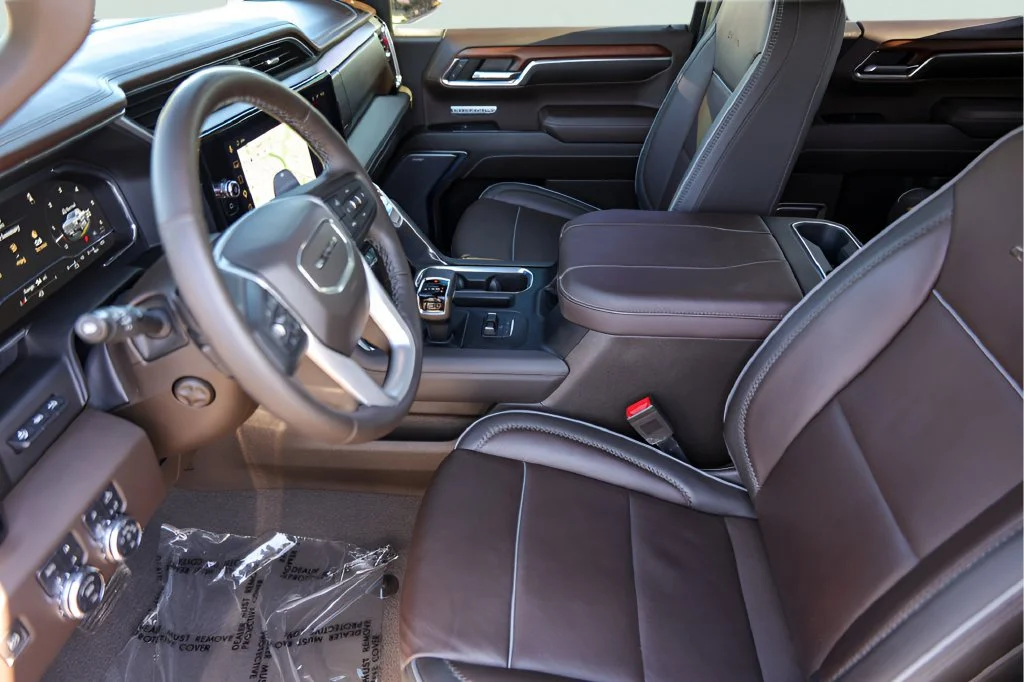 Used 2023 STERLING METALLIC GMC Denali image 12