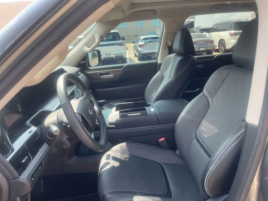 Certified Used 2026 Dynamic Metal INFINITI LUXE image 13