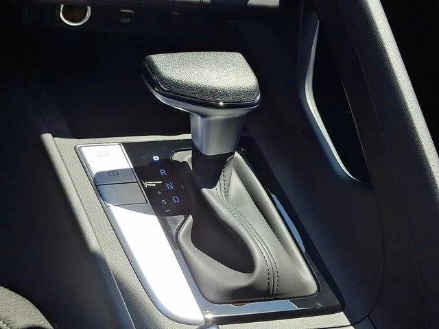 New 2026 White Hyundai SE image 17