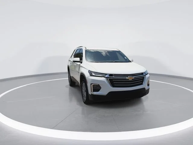 Used 2022 White Chevrolet LT image 2
