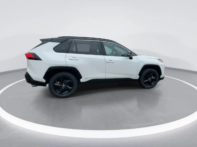 Used 2019 White Toyota XSE image 8
