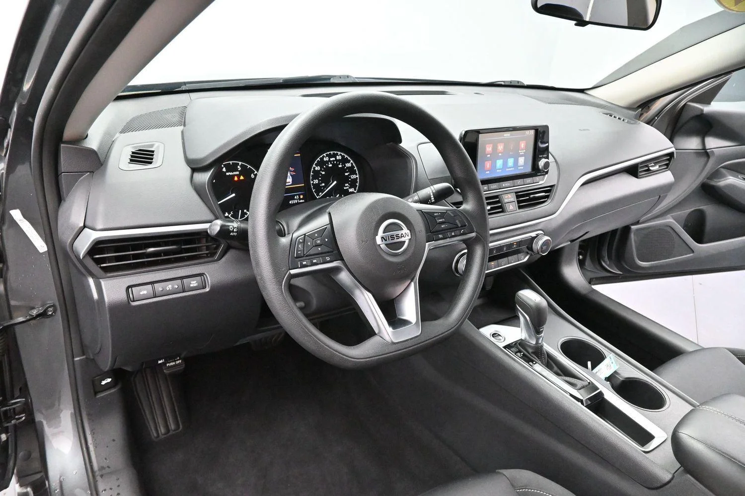 Used 2022 Gun Metallic Nissan 2.5 S image 14