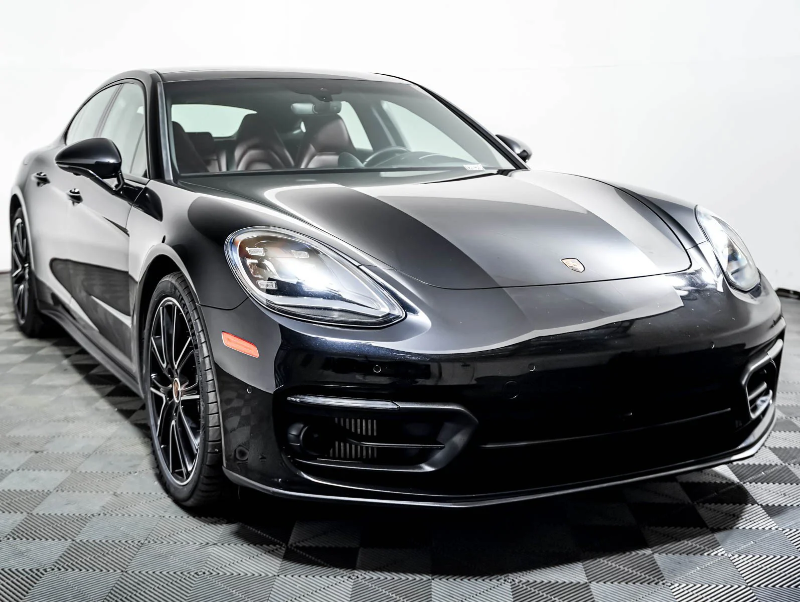 Certified Used 2023 JET BLACK Porsche 4 image 8