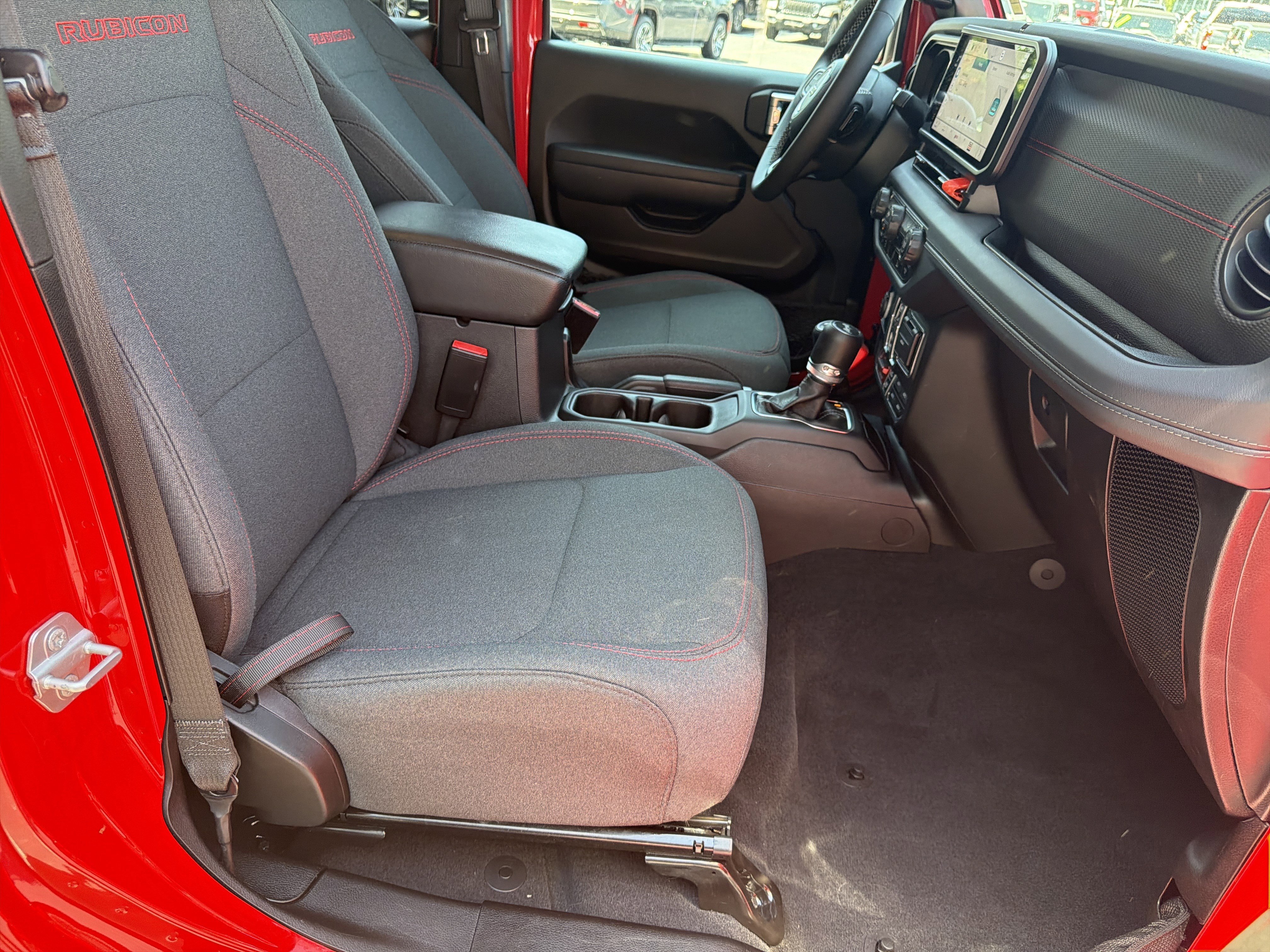 Used 2025 Firecracker Red Clearcoat Jeep Rubicon image 27