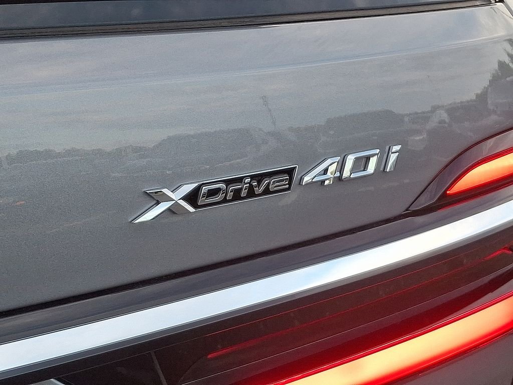 2026 BMW X7 40i - Photo 12