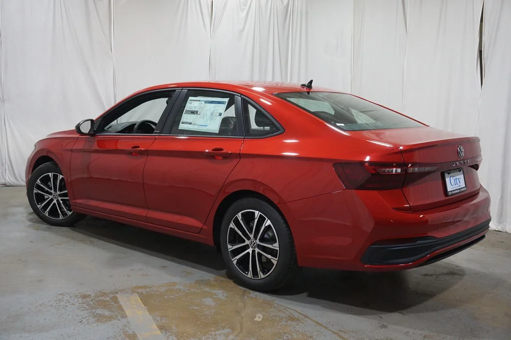 New 2026 Red Volkswagen 1.5T Sport image 7