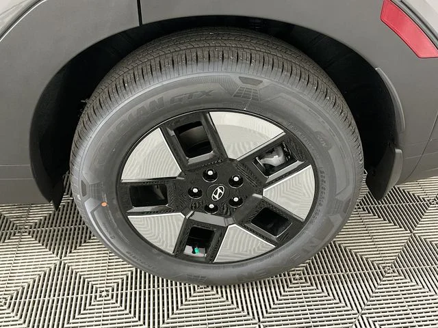 New 2026 Hyundai SANTA FE HYBRID SEL