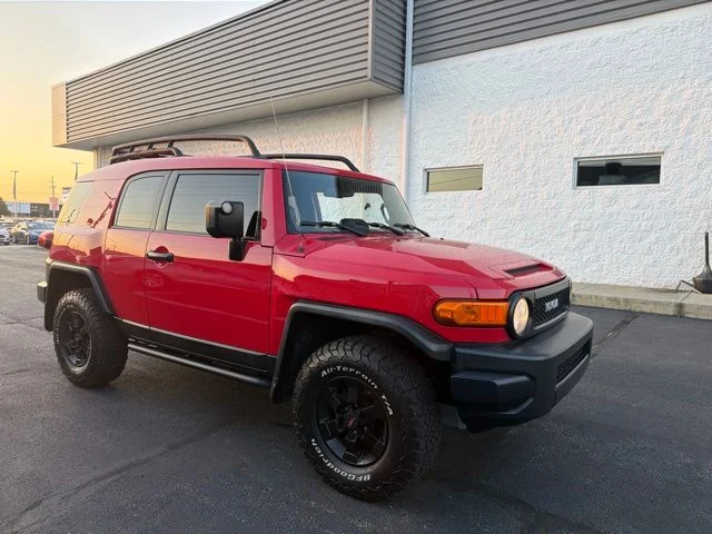 Used 2012 Red Toyota Base image 1