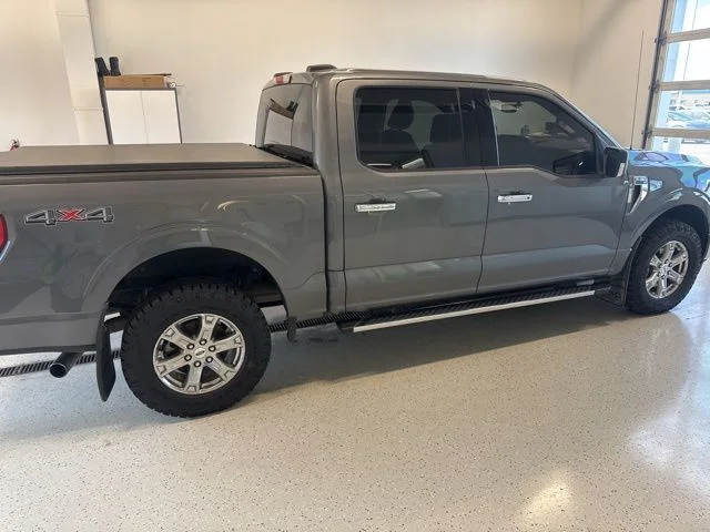 Used 2021 Gray Ford XLT image 9