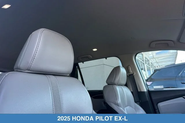2025 Honda Pilot EX-L - Photo 21