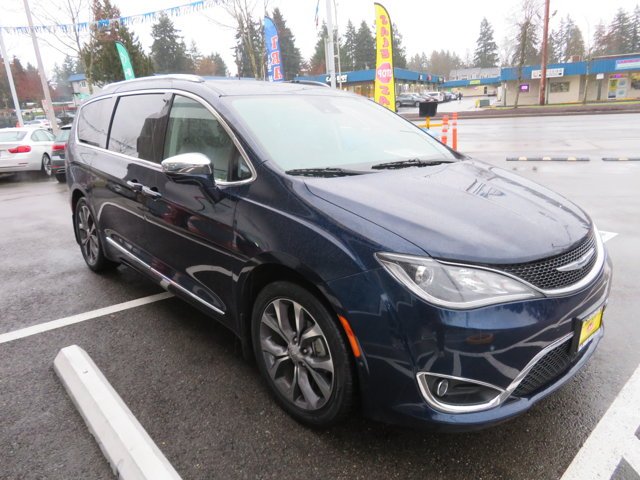 Used 2018 Jazz Blue Pearlcoat Chrysler Limited image 6