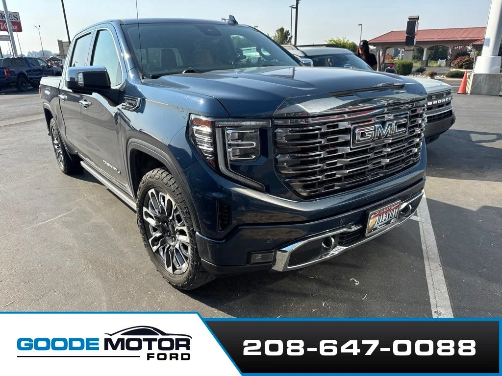 Used 2023 Pacific Blue Metallic GMC Denali Ultimate image 3