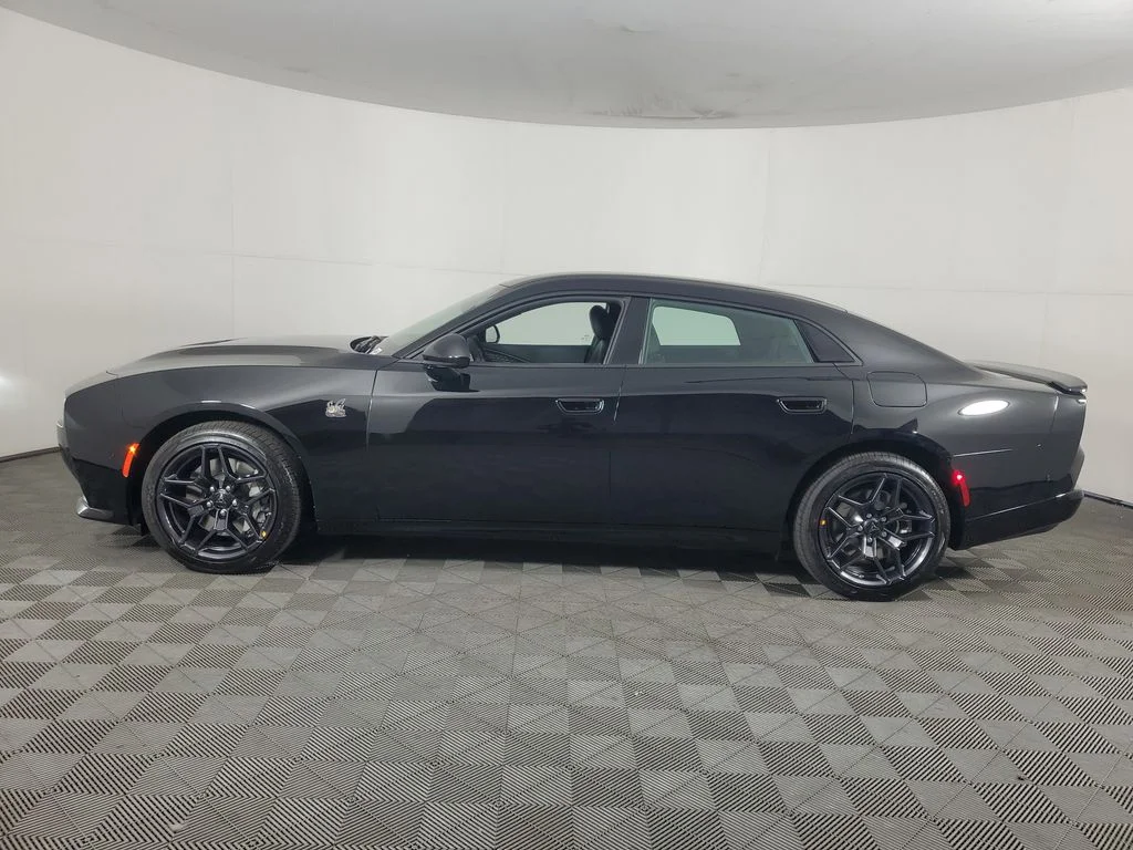 New 2026 Diamond Black Crystal Pearlcoat Dodge Scat Pack image 7