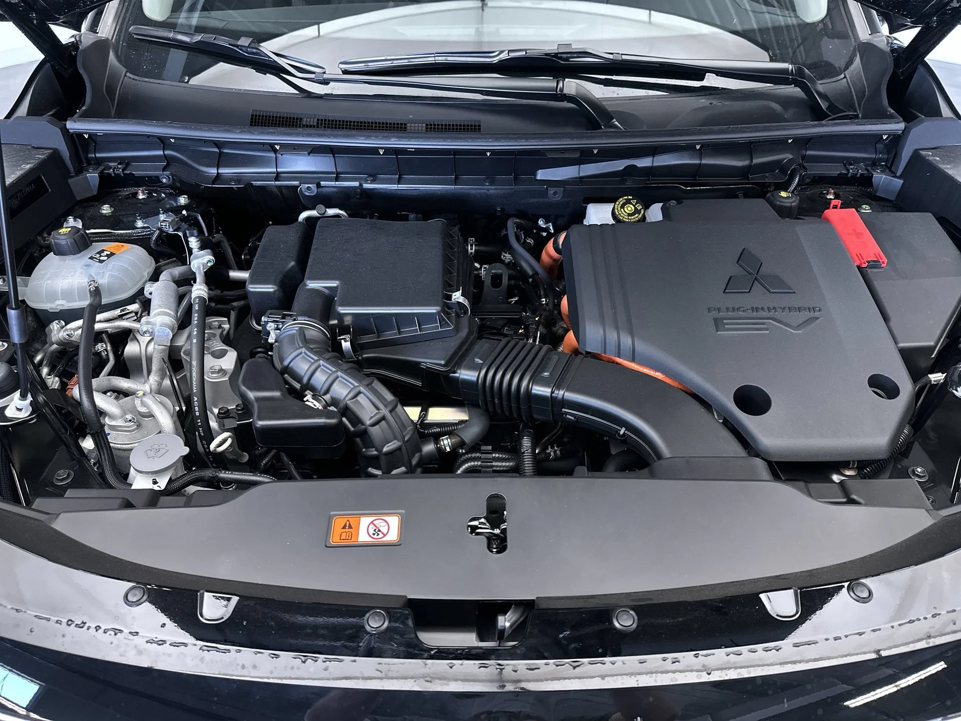 New 2026 Black Diamond Mitsubishi SEL image 30