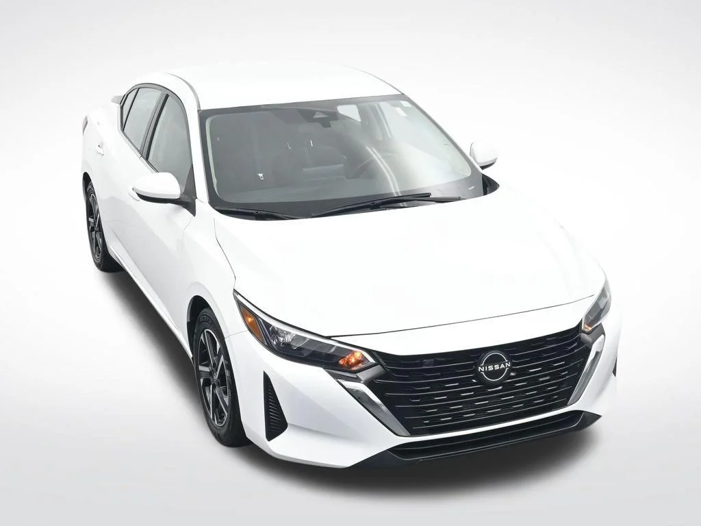 Used 2024 White Nissan SV image 31