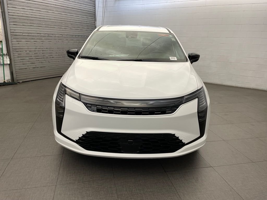 New 2027 Bright White Clear-Coat Exterior Paint Chrysler Select image 6