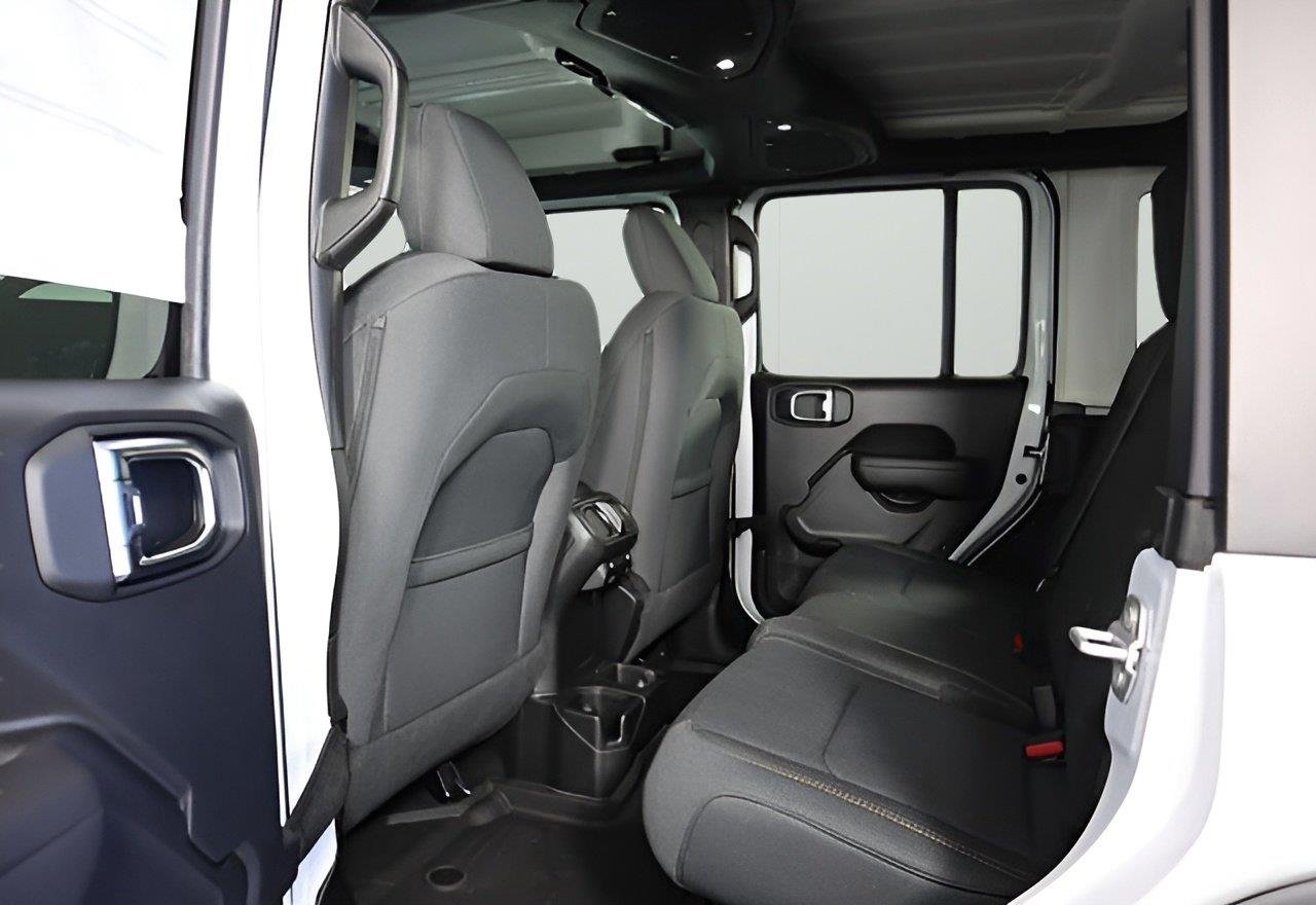 2026 Jeep Wrangler 4-Door Willys - Photo 11