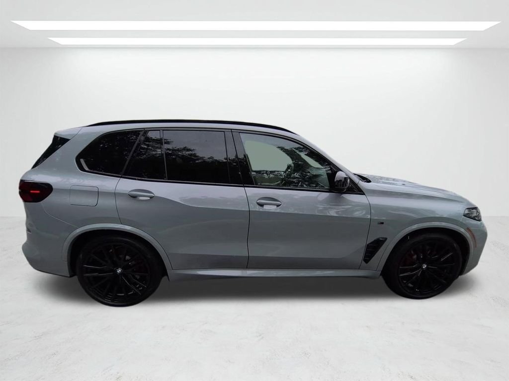 New 2026 Brooklyn Grey Metallic BMW M60i image 3