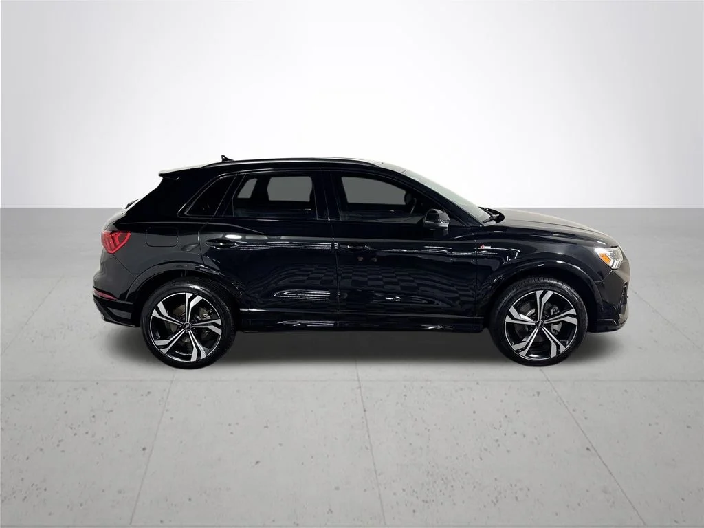 Used 2023 Black Audi Premium Plus image 5