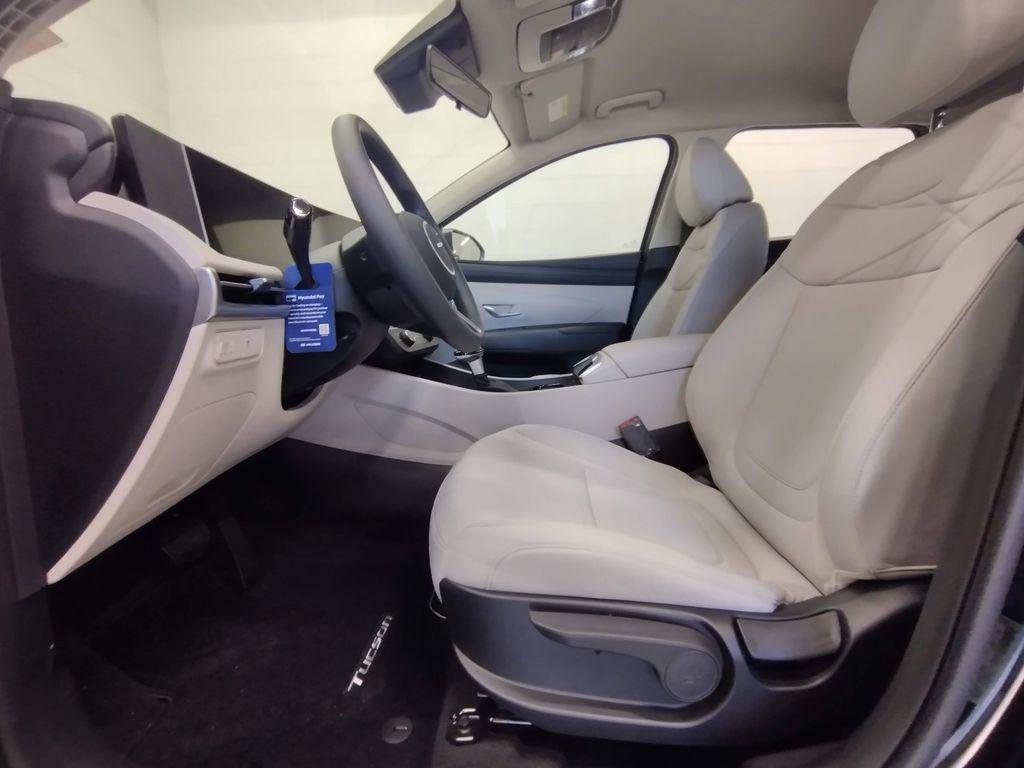 New 2026 Phantom Black Hyundai SE image 19
