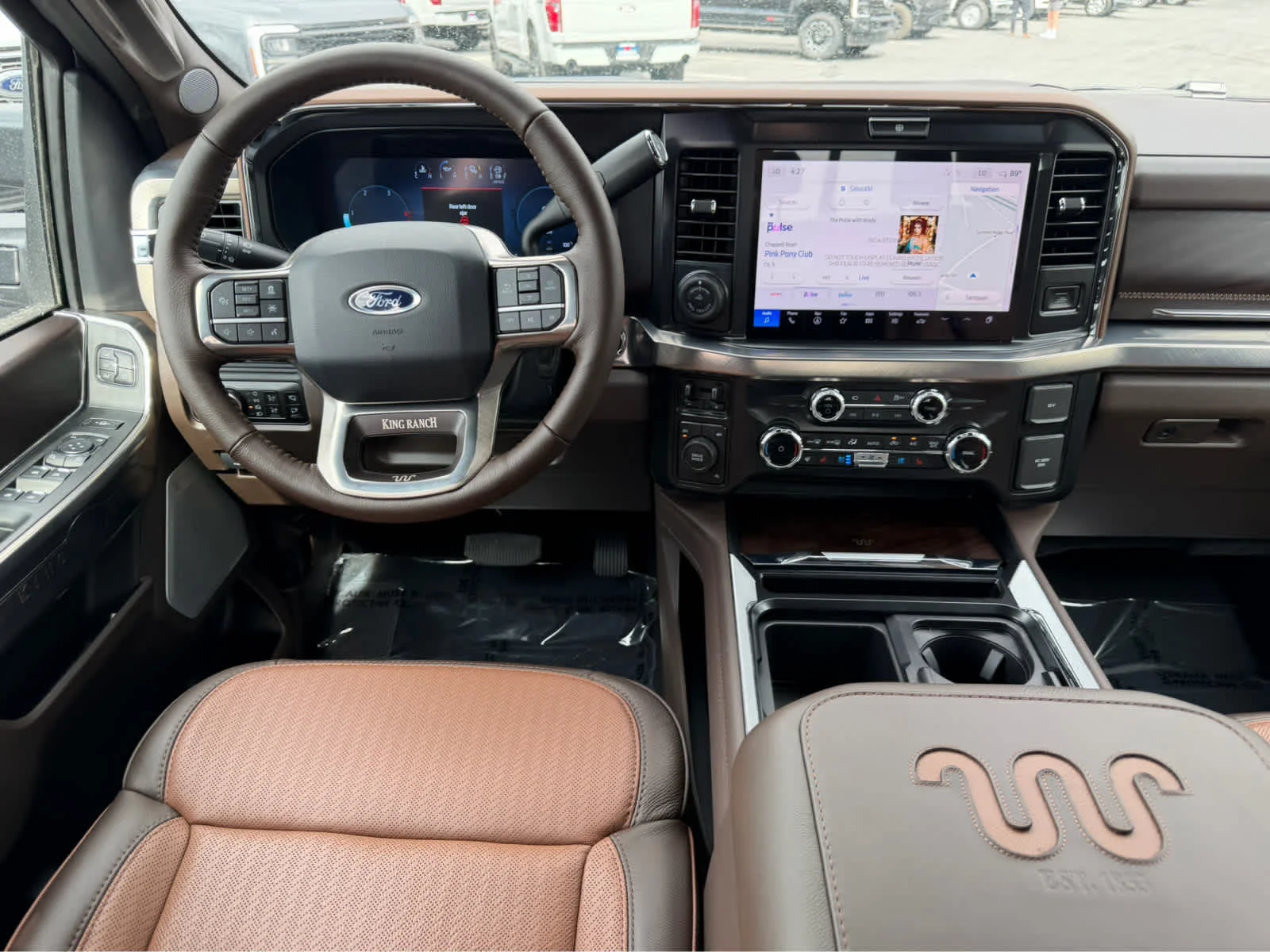 New 2026 Glacier Gray Metallic Tri-Coat Ford F-350® King Ranch® image 27