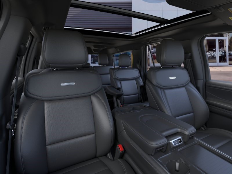 New 2026 Oxford White Ford Platinum image 11