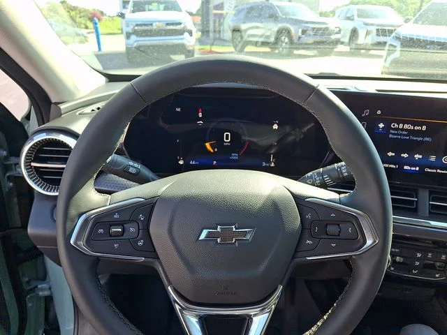 New 2026 Green Chevrolet ACTIV image 16
