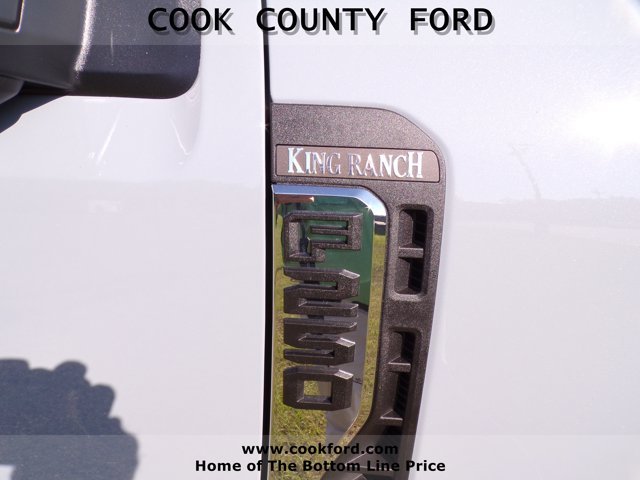 New 2027 Glacier Gray Metallic Tri-Coat Ford F-250® King Ranch® image 10