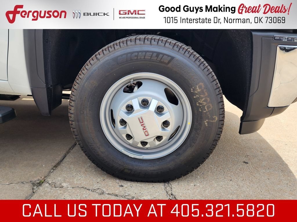 2026 GMC Sierra 3500 Chassis Cab Pro - Photo 52