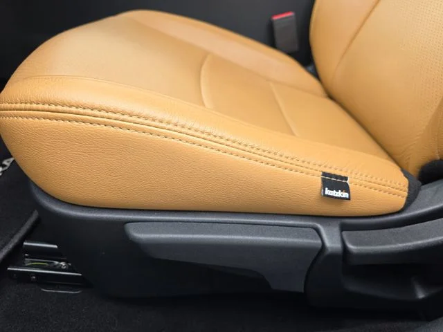 Used 2020 Blue Nissan SV image 28