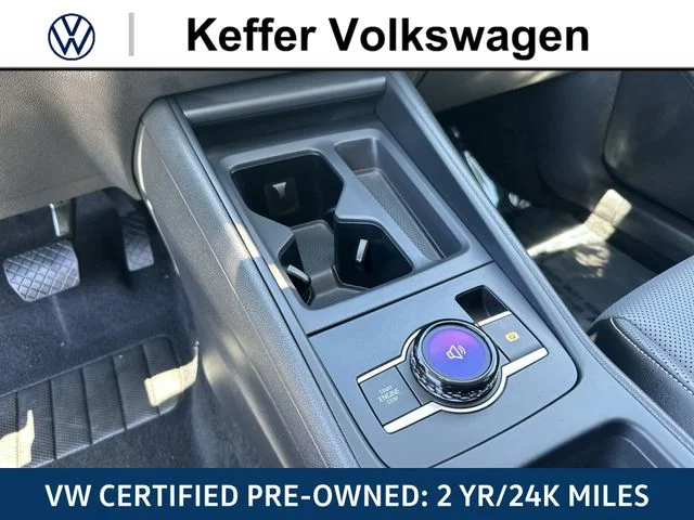 Certified Used 2025 White Volkswagen 2.0T SE image 24