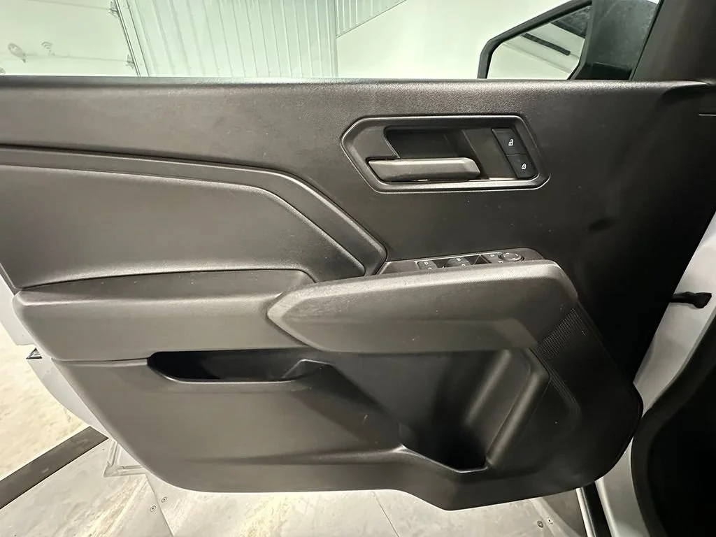 Used 2024 Summit White Chevrolet Trail Boss image 19