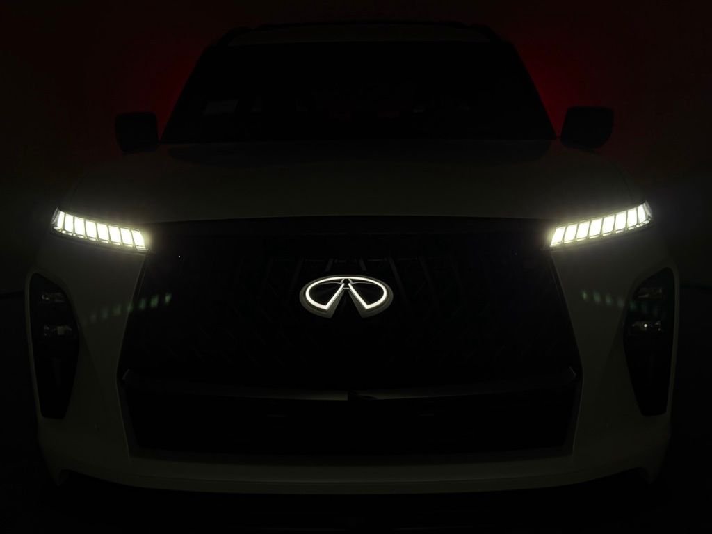 New 2027 RADIANT WHITE INFINITI Sport 4WD image 3