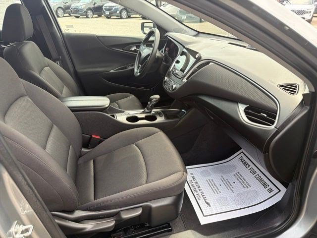 Used 2024 Sterling Gray Metallic Chevrolet LT image 20