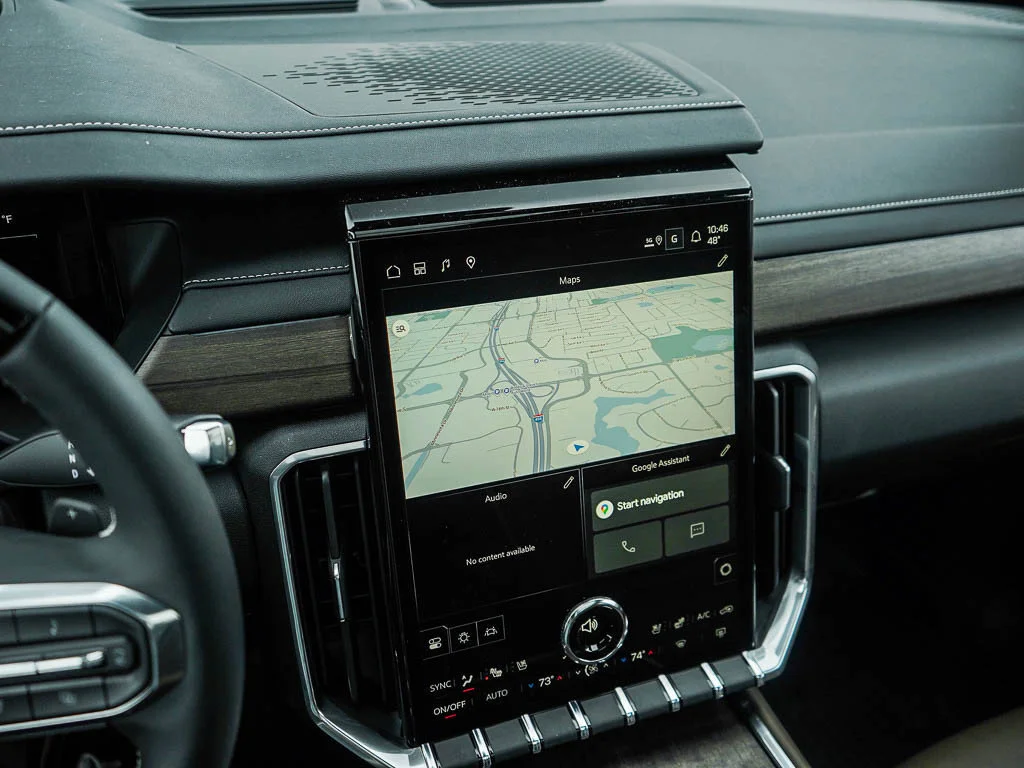2026 GMC Acadia Denali Ultimate - Photo 24
