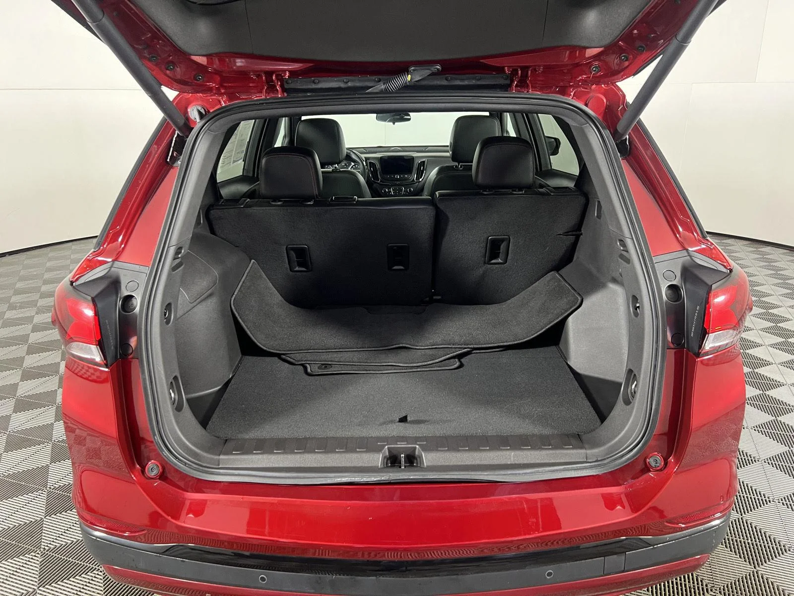 Used 2024 Radiant Red Tintcoat Chevrolet RS image 22