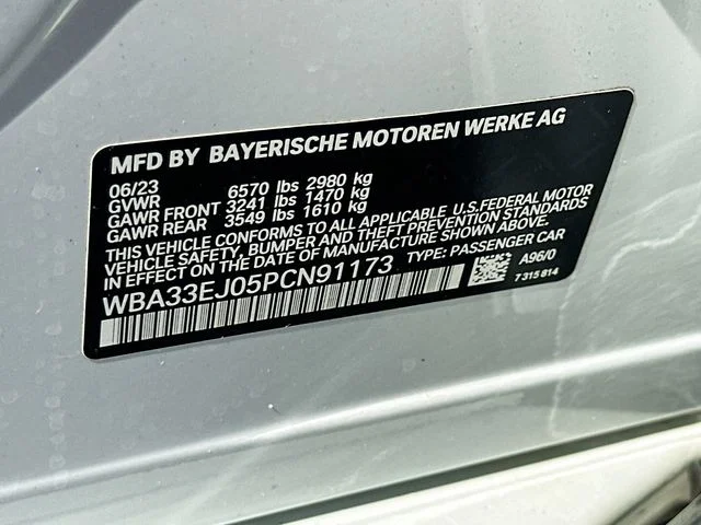 Used 2023 White BMW 760i xDrive image 32