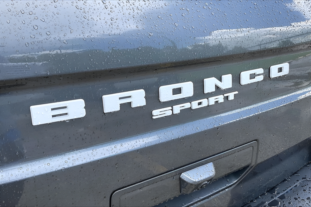 New 2026 Carbonized Gray Metallic Ford Big Bend image 22