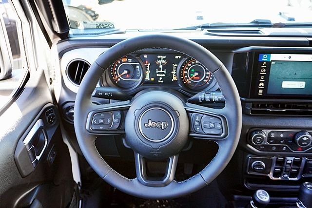 New 2026 Bright White Clear-Coat Exterior Paint Jeep Sport S image 28