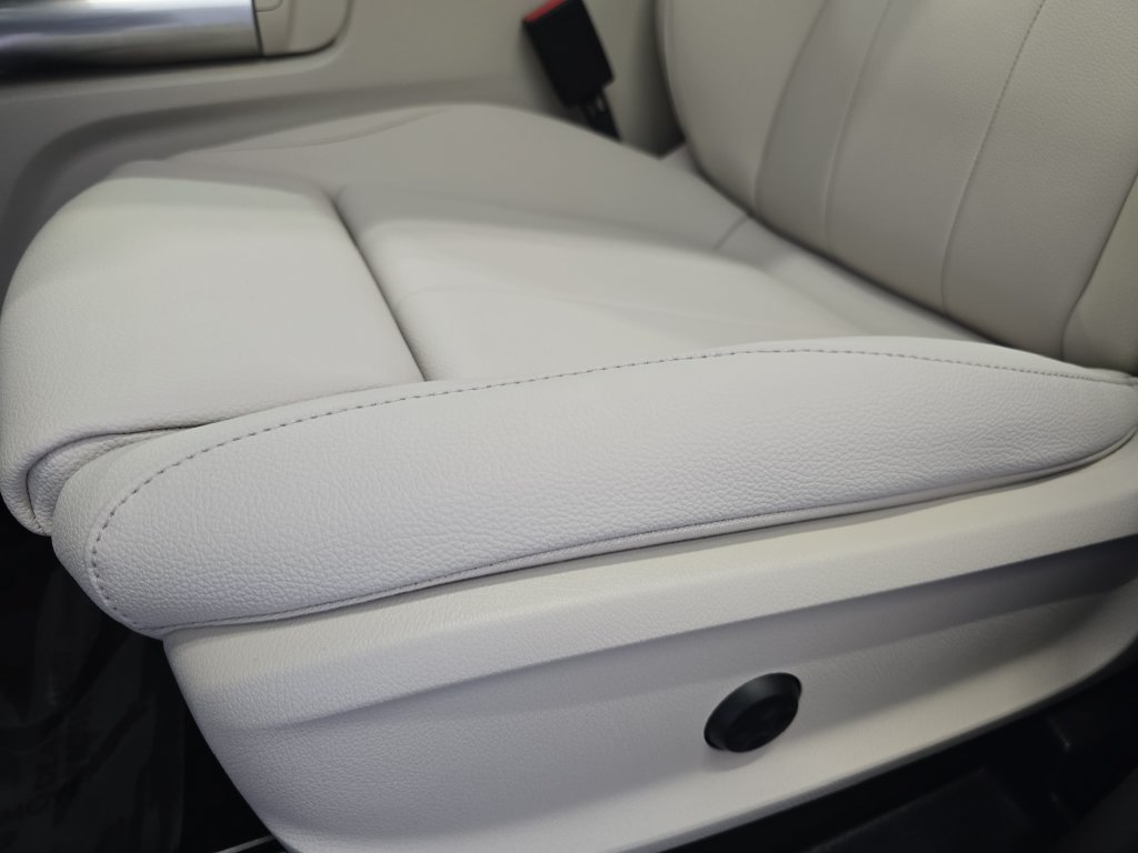 Certified Used 2026 White Mercedes-Benz GLA 250 image 29