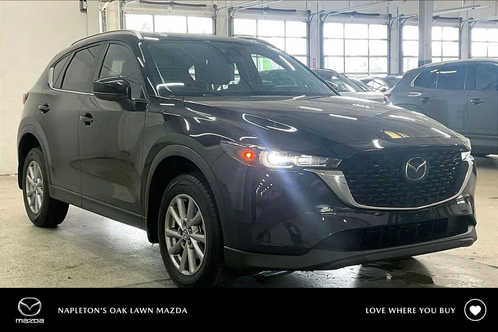 2023 Mazda CX-5 S Select Package Auto AWD's photo
