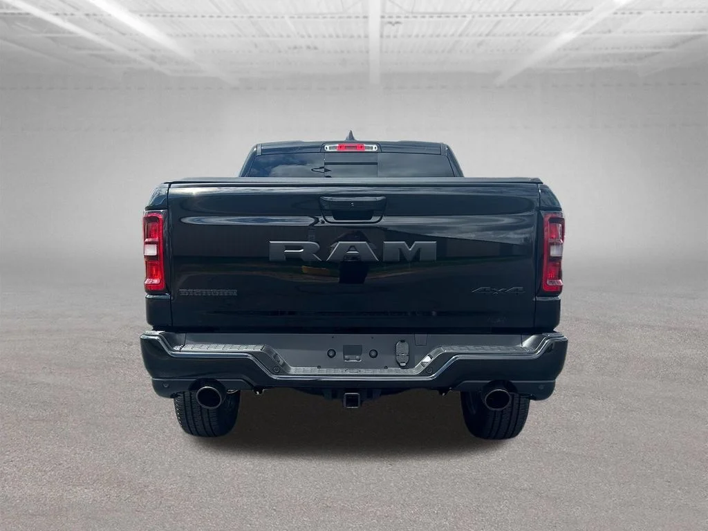 New 2026 Diamond Black Crystal Pearl-Coat Exterior Paint RAM Big Horn/Lone Star image 9