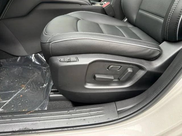 Used 2025 Silver Mazda 2.5 S Premium Plus Package image 12
