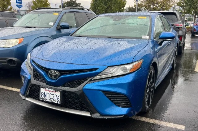 Used 2019 Blue Toyota XSE image 2