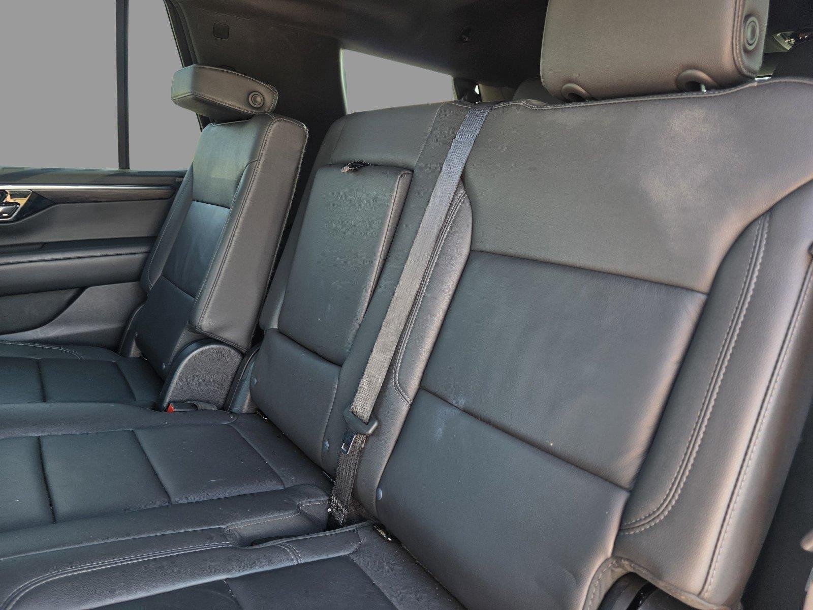 Used 2025 Dark Ash Metallic Chevrolet LT image 27