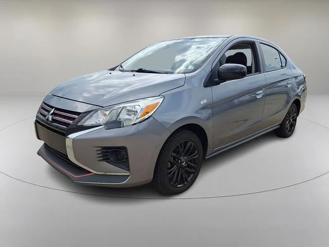 Used 2023 Silver Mitsubishi Black Edition image 5