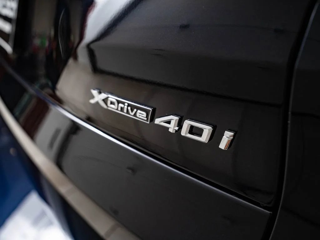 New 2026 Carbon Black Metallic BMW xDrive40i image 20